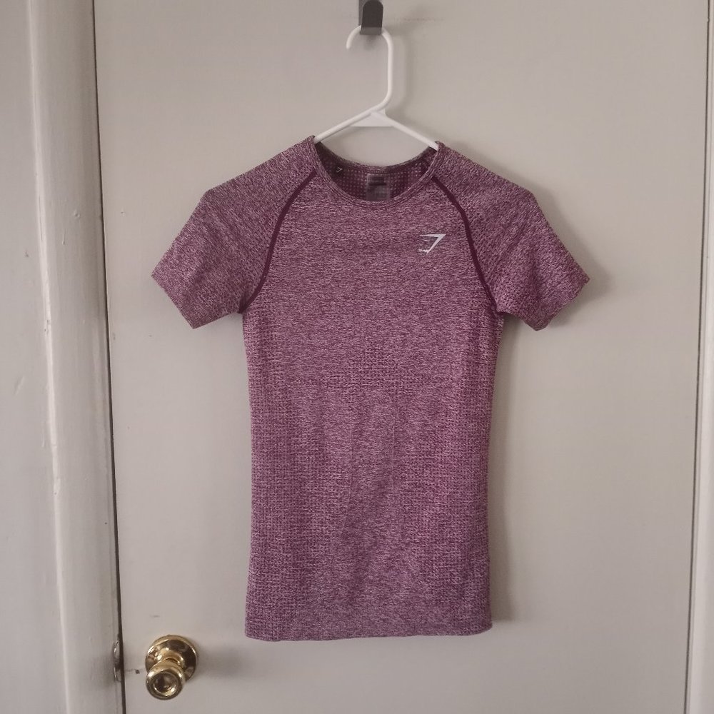 Gym Shark Dry Moisture Managment Short Sleeve Top